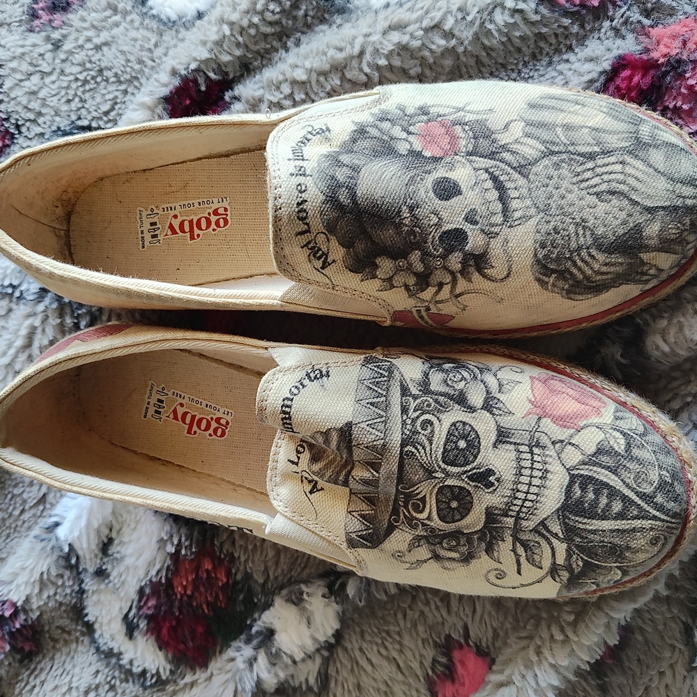 Goby Day Of The Dead Edgy Skull Print Slip-On Espadrilles Size 37 Never Worn